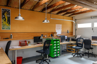 Enlarge photo 54