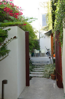 Enlarge photo 1