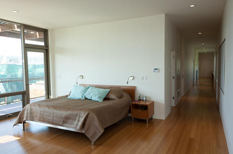 Enlarge photo 56
