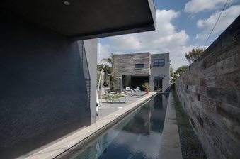 Enlarge photo 23