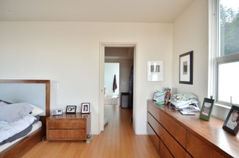 Enlarge photo 44