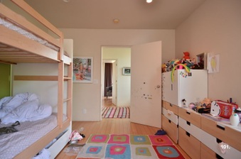 Enlarge photo 55