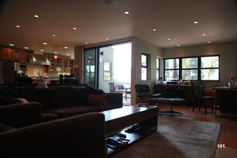 Enlarge photo 79