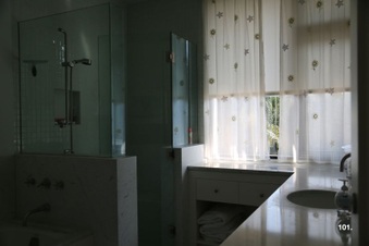 Enlarge photo 77