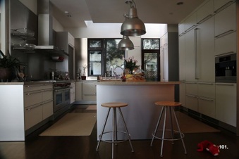 Enlarge photo 121