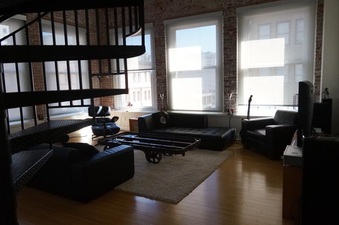 Enlarge photo 16