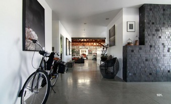 Enlarge photo 30