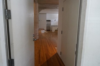 Enlarge photo 1