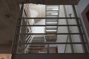 Enlarge photo 27
