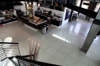 Enlarge photo 32