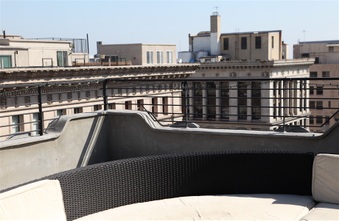 Enlarge photo 53
