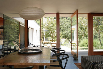 Enlarge photo 36