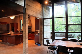 Enlarge photo 24
