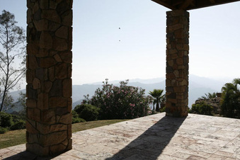 Enlarge photo 12