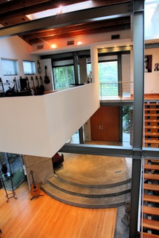 Enlarge photo 44