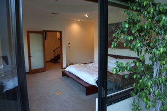 Enlarge photo 40