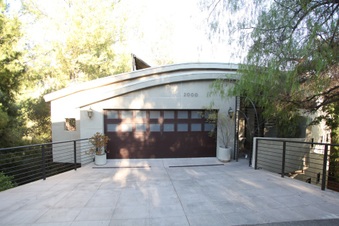 Sapron House