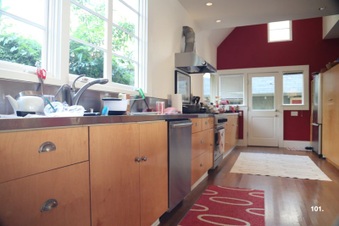 Enlarge photo 38