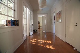 Enlarge photo 90