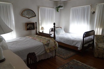 Enlarge photo 51