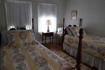 Enlarge photo 56