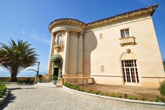 Enlarge photo 12