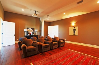 Enlarge photo 22
