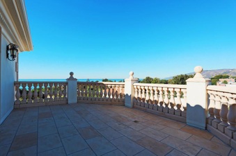 Enlarge photo 122