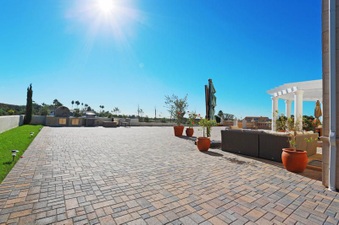 Enlarge photo 137