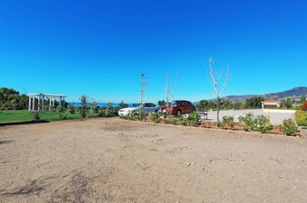 Enlarge photo 149