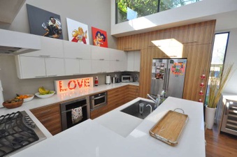Enlarge photo 19