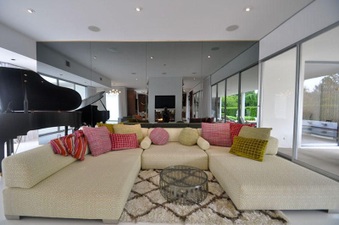 Enlarge photo 23