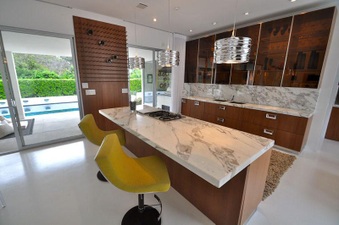 Enlarge photo 32
