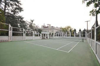 Enlarge photo 19