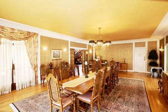 Enlarge photo 16