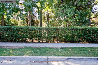 Enlarge photo 73