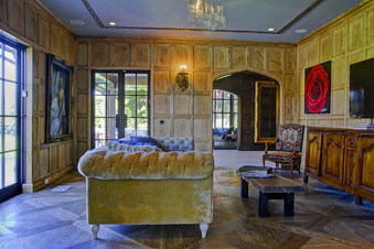 Enlarge photo 15