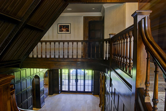 Enlarge photo 19