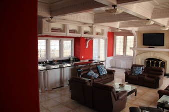 Enlarge photo 49