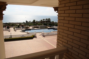Enlarge photo 77