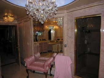 Enlarge photo 112