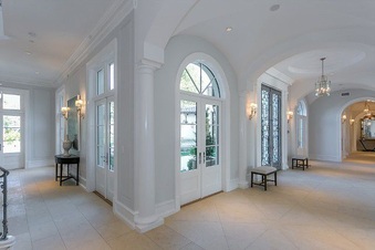 Enlarge photo 29