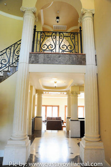 Enlarge photo 30