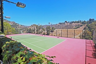 Enlarge photo 49