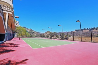 Enlarge photo 44
