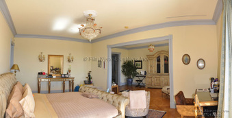 Enlarge photo 69