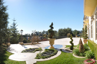 Enlarge photo 84