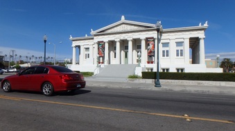 Enlarge photo 10