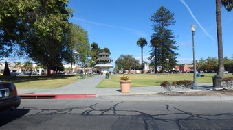 Enlarge photo 12