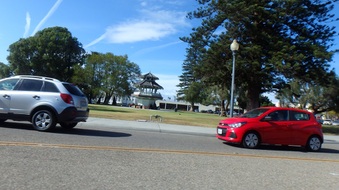 Enlarge photo 16